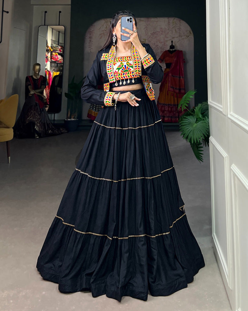 Black Beauty – Gamthi Glam for Navratri