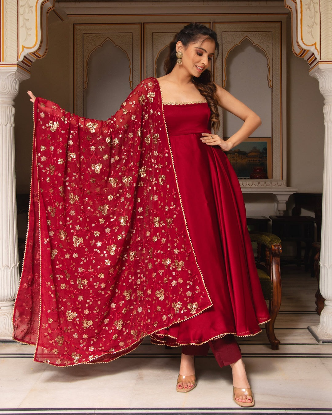 Maroon Flowing Anarkali Suit – Sleeveless Style