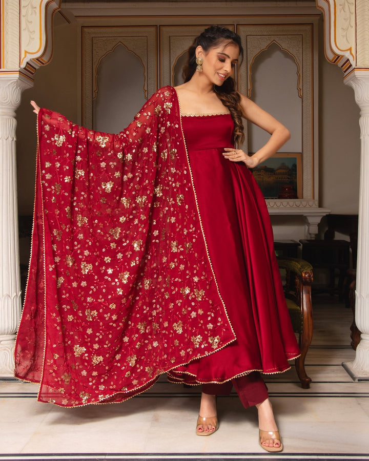 Maroon Flowing Anarkali Suit – Sleeveless Style
