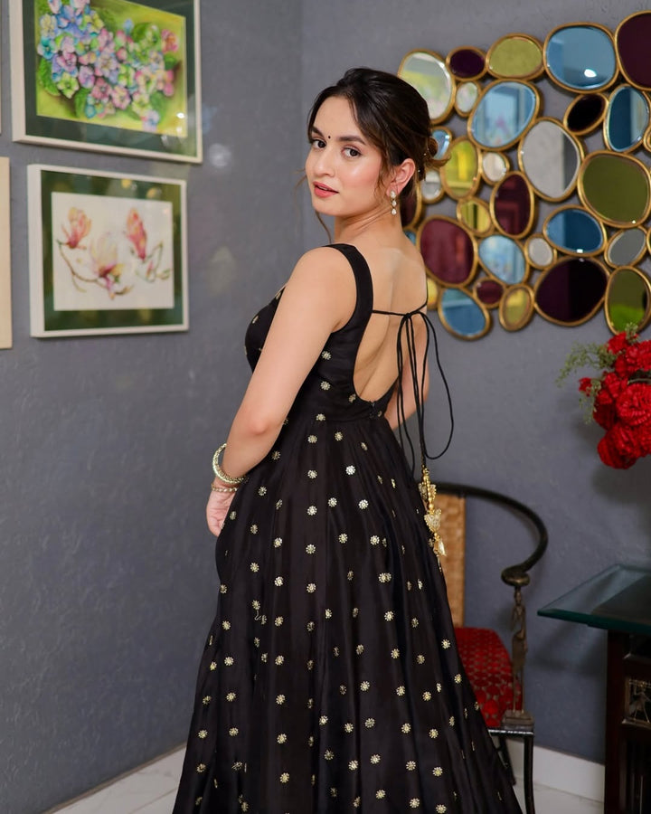 Premium Black Anarkali Suit Set with Dupatta [3-Piece Ensemble]