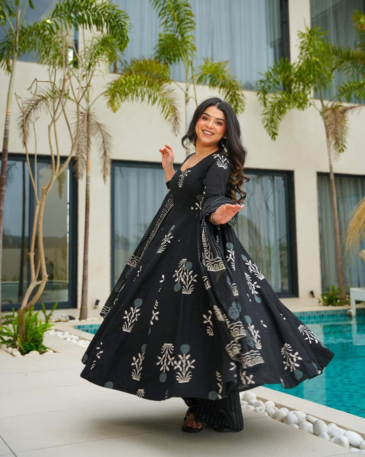 Black Digital Print Maslin Suit with Blooming Dupatta