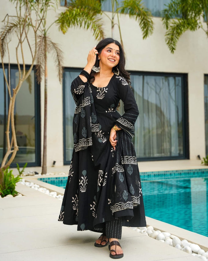 Black Digital Print Maslin Suit with Blooming Dupatta