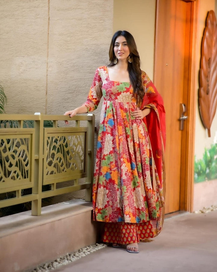 Floral Grace Muslin Suit Set