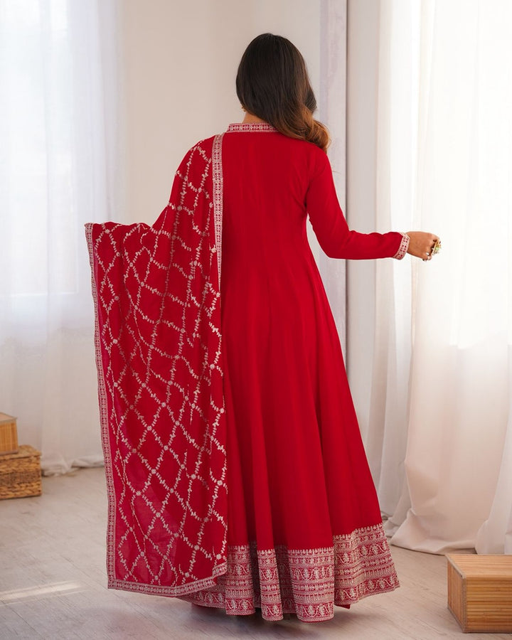 Red Pure Blooming Vichitra Silk Fully Flare Anarkali Set with Dupatta & Embroidery Work