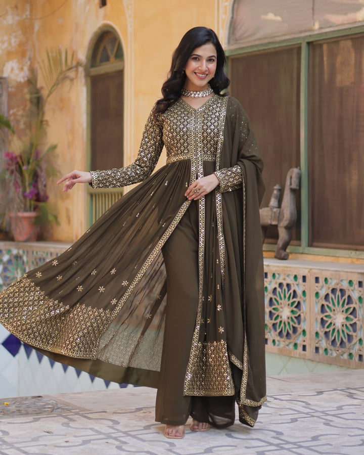 Mehndi Elegant Embroidered Faux Georgette Kurti Set with Pant & Dupatta – Luxe Ethnic Wear
