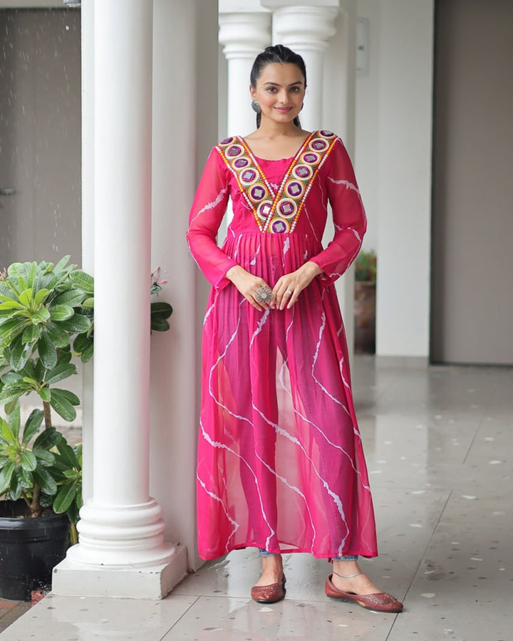 Navratri Grace – Pink Kutchi Work Kurti