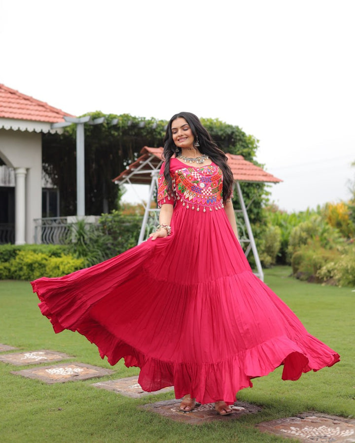 Rani Pink Radiance – Mirror Magic for Navratri