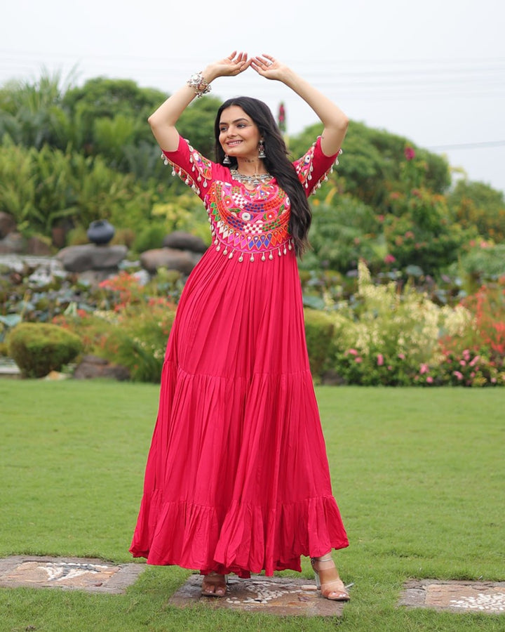 Rani Pink Radiance – Mirror Magic for Navratri